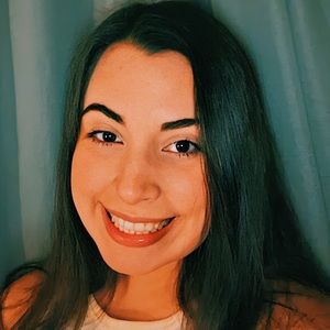 Meet your Posher, Valerie